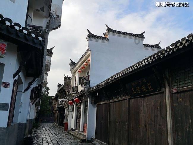 太空炽焰冲锋无敌版